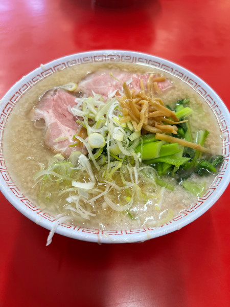 「ラーメン」@ラーメンスタンド とん平食堂の写真