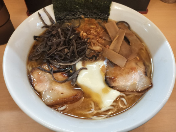 「らーめん 900円」@らーめん梅吉の写真