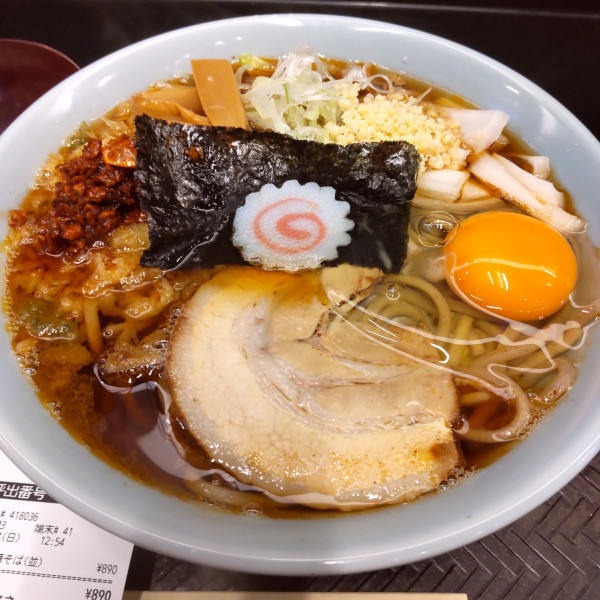 「中華そば(¥890)」@なぜ蕎麦にラー油を入れるのか。 五反田店の写真