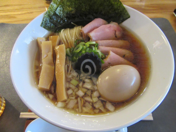 「特製煮干しらぁ麺（１１５０円）＋花灯玉２５０円」@麺屋 星花灯の写真