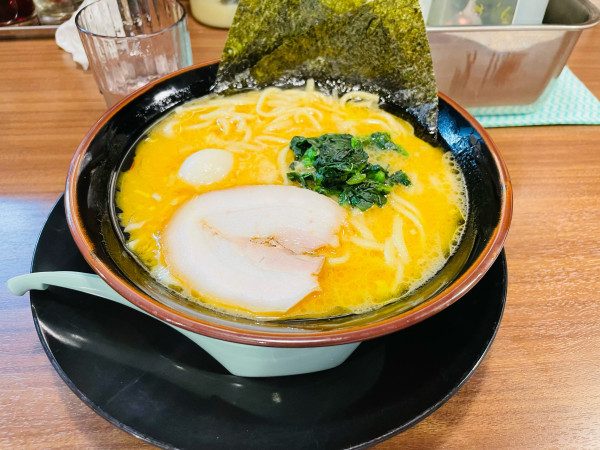 「塩ラーメン 唐揚げセット@1000」@横浜家系ラーメン 角蔵家の写真