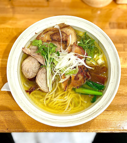 「ちゃーしゅーあっさり鶏中華らーめん」@麺寿 とものやの写真