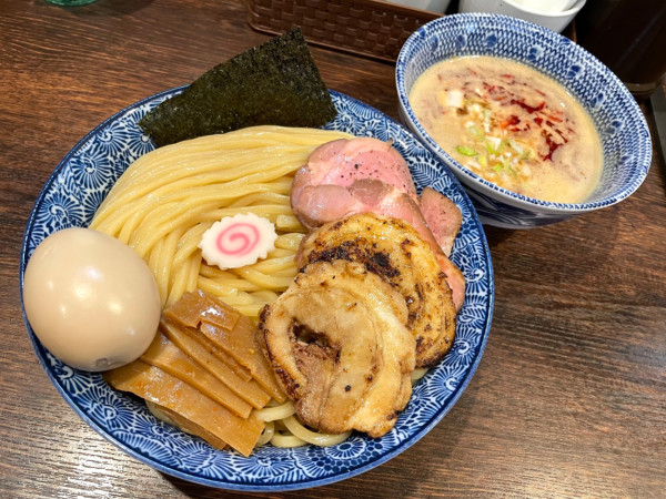 「【土･日･祝日限定】濃厚えびつけめん 大」@麺処はなぶさの写真