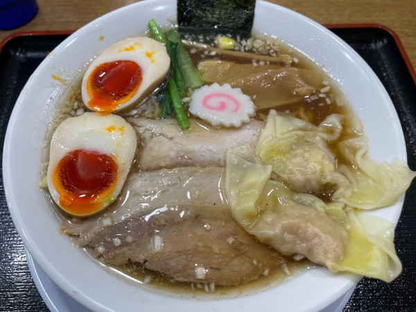 「特製塩中華そば」@中華そば 表があれば裏もあるの写真