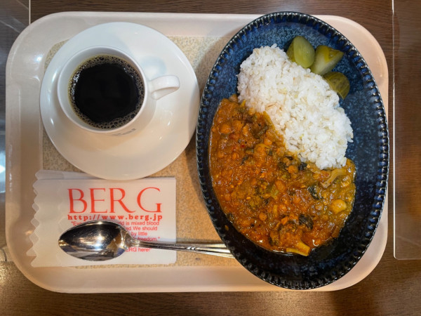 「五穀米と十種野菜のカレーライスセット」@BEER＆CAFE BERGの写真