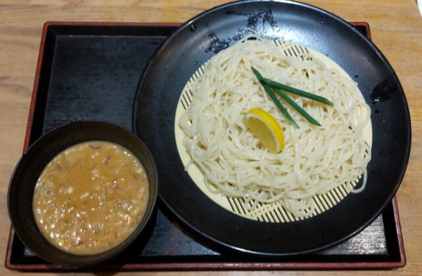 「特製博多細うどん700円」@食事処 ニュー因幡の写真