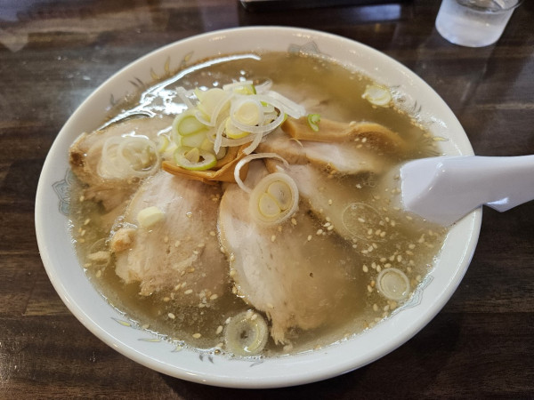 「塩チャーシューメン」@青竹手打ちラーメン 義信の写真