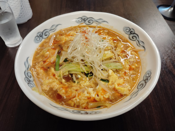 「野菜担々麺　　　辛さ1　950円」@中華料理 五十番の写真