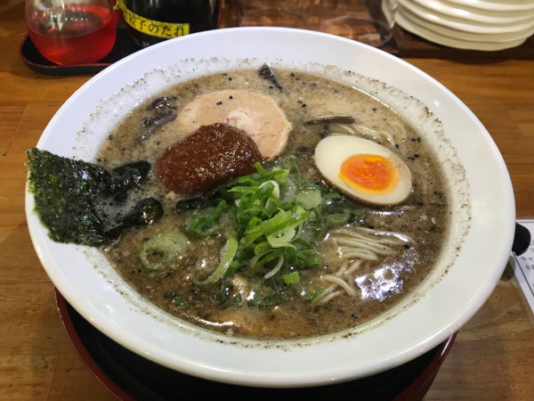 「龍ラーメンランチ　ハンチャン黒豚」@熊本ラーメン 黒龍紅 駅前本店の写真