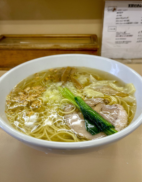「塩ワンタン麺」@支那そば 心麺の写真