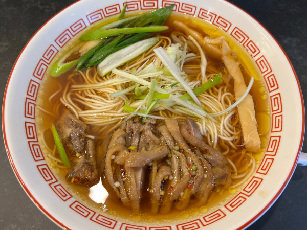 「笠岡ラーメン 醤油」@笠岡ラーメン 一元堂 神保町店の写真