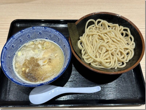 つけめん(1100円)
