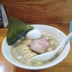 醤油＋味玉＋和え玉