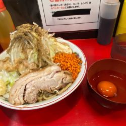 まぜそば小、生卵