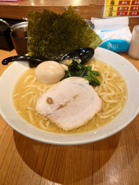「ラーメン醤油 大盛り(オープン価格￥600)」@横浜家系ラーメン 孝太郎 大森店の写真