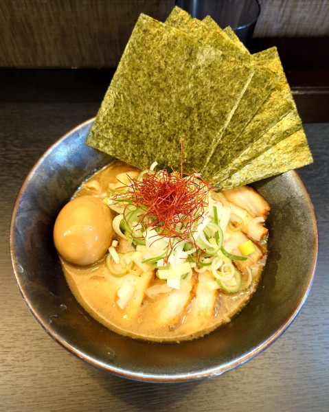 「特製焼きあごらーめん(1300円)」@麺屋なにがしの写真