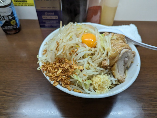 「小ブタ　汁なし」@ラーメン二郎 横浜関内店の写真