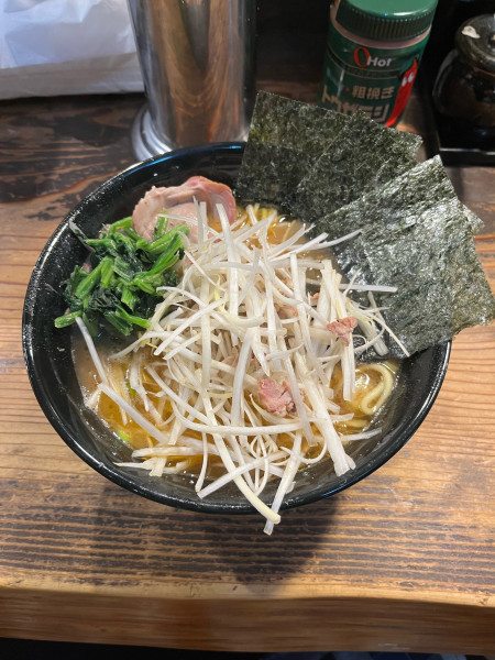 「ネギラーメン　白」@家系ラーメン クックらの写真