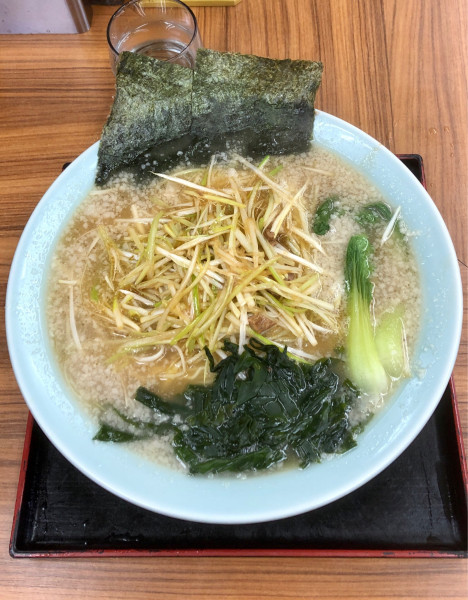 「ネギラーメン中盛（900+90）」@ラーメンショップ 城東店の写真