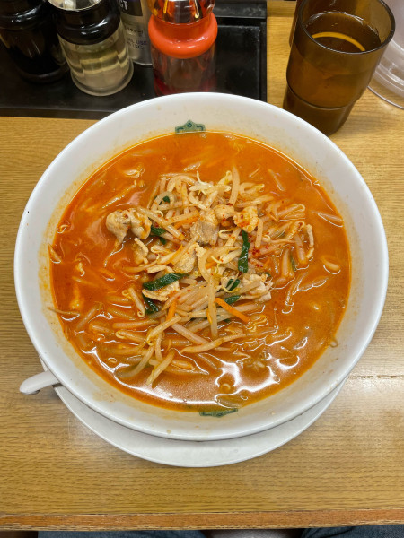 「秘伝の辛味噌ラーメン(610円)」@熱烈中華食堂 日高屋 大倉山店の写真