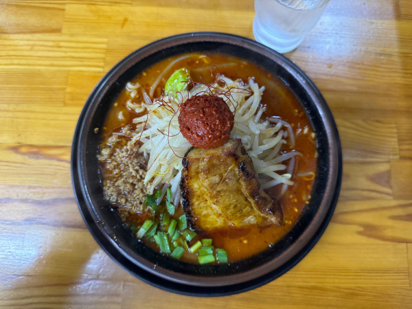 「しびれベトコン誤爆　野菜」@ラーメン・つけ麺 爆王の写真