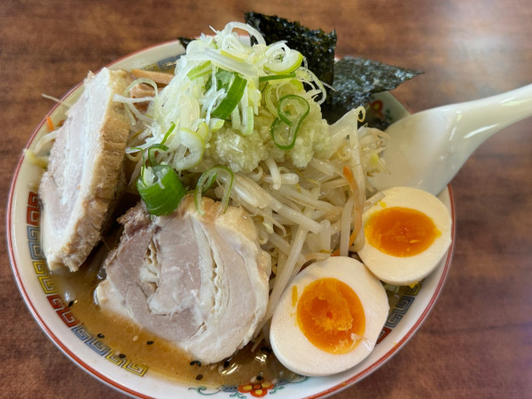 「花ぜん味噌ラーメン（全部入り）」@花ぜん 本店の写真