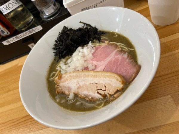 「濃厚煮干らーめん」@煮干らーめん 川むらの写真