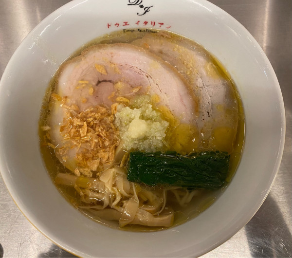 「黄金の塩らぁ麺 1080円」@らぁ麺 ドゥエ イタリアン 東急プラザ渋谷の写真