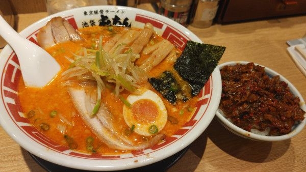 「温辛味噌ラーメン・メンマ(大盛・ライス)￥1,120」@屯ちん 川崎店の写真