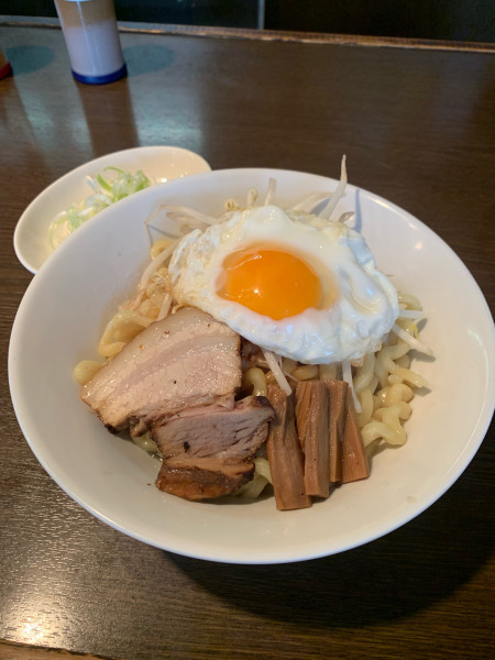 「普通＋メンマ＋ネギ」@汁なし専門 男のLLの写真