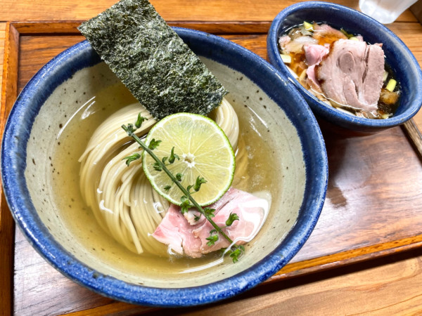 「昆布水つけ麺醤油ちょい肉増し大」@YOKOKURA STOREHOUSEの写真
