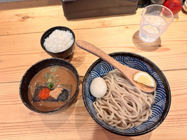 「濃厚魚介つけ麺」@麺恋 まうろあの写真