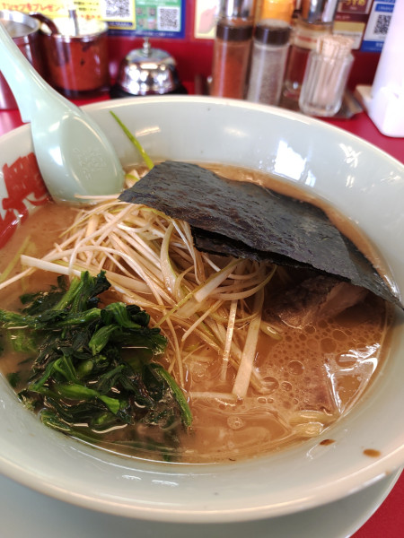 「醤油　ネギ」@ラーメン山岡家 松戸北小金店の写真
