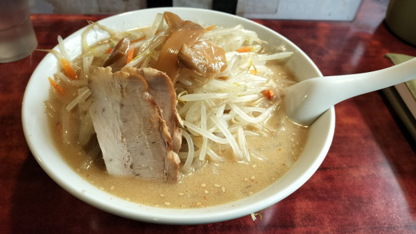 「札幌味噌ラーメン」@ビックラーメン 虎ノ門店の写真