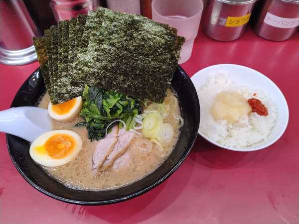 「粋得豚骨醤油¥780+のり¥100+ライス無料」@赤羽らーめん 粋の写真
