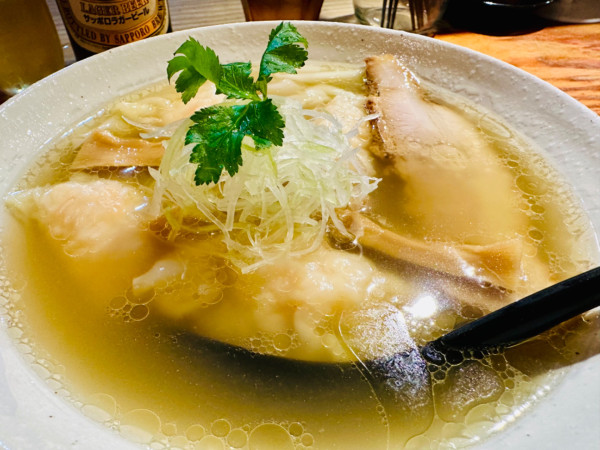 「海老塩雲呑麺【1300円】」@純手打ち 麺と未来の写真