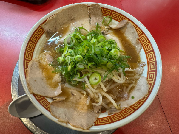 「中華そば　950円」@もっこす 今津店の写真