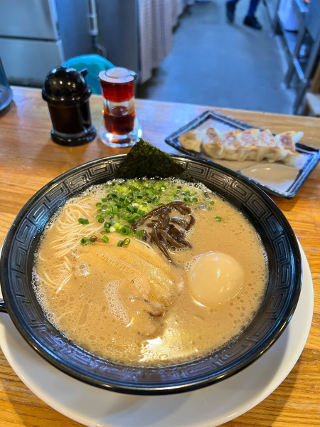 「博多ラーメン」@二代目 白神の写真