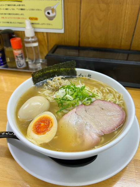 「あら炊き魚塩ラーメン」@麺屋 白神の写真