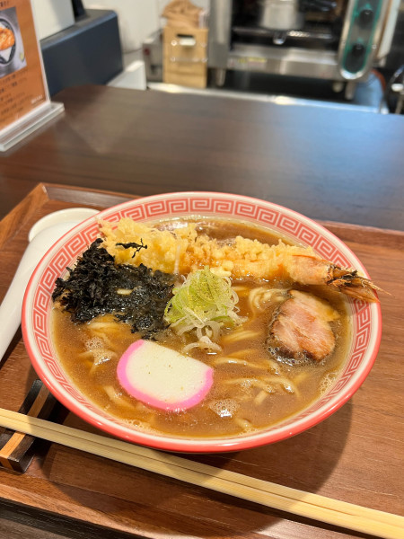 「白流の天ぷら中華 山椒たまり」@麺切り 白流の写真