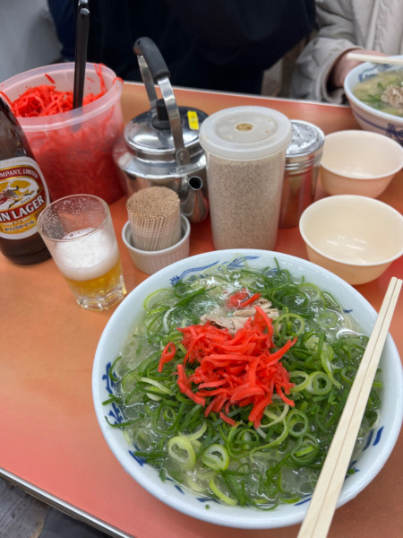 「ラーメン(¥500)+替え玉(¥100)」@元祖 長浜家の写真