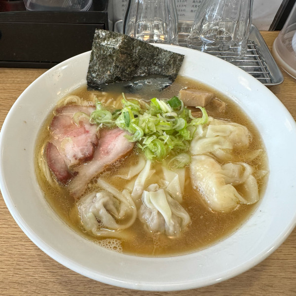 「ミックスワンタン麺」@支那ソバ きたがわの写真