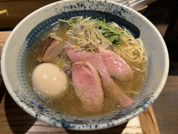 「特製最上鴨中華蕎麦（塩）」@鴨出汁中華蕎麦 麺屋yoshikiの写真