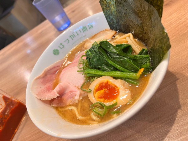 「【限定】家系風な豚骨醤油」@はつがい商店の写真