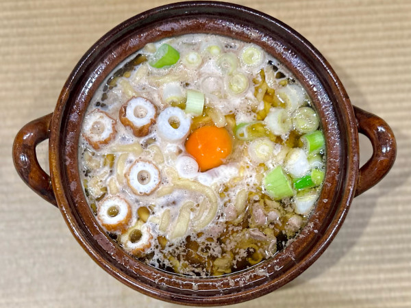 「★＜冬限定＞鍋焼きらーめん(白飯付き)🍜¥1,000」@手打 親鶏中華そば 綾川の写真