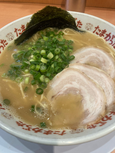 「ラーメン890円」@九州大分らぁめん たまがった 伊勢佐木町店の写真