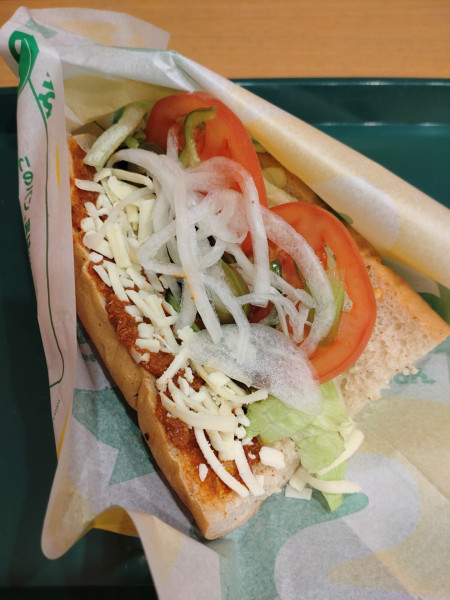 「キーマカリーサンド　５９０円」@サブウェイ 御茶ノ水駅前ファミリーマート店の写真