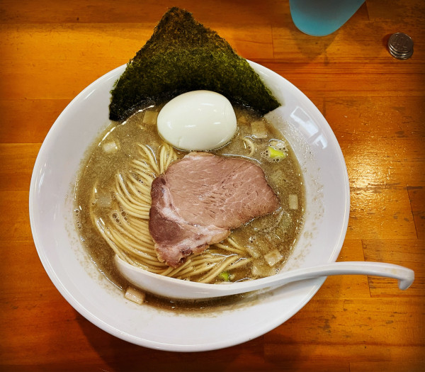 「醤油＋味玉＋和え玉」@煮干中華ソバ イチカワの写真