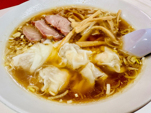 「チャーシューワンタンメン【970円】」@中華そば 八龍の写真