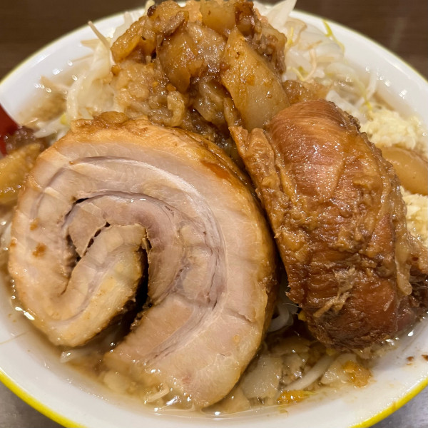 「ラーメン 並 ブタ」@ラーメン イエロー 御徒町店の写真